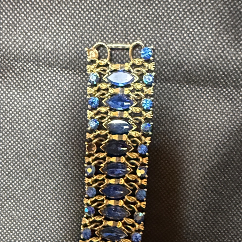 Lisner Blue and Gold Gemstone Bracelet - Picture 3 of 5